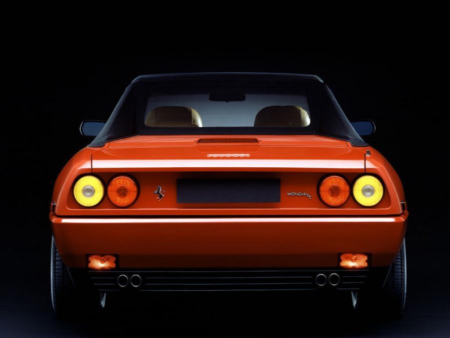  Ferrari Mondial T Cabriolet 1989 года  (фото 8 из 24)